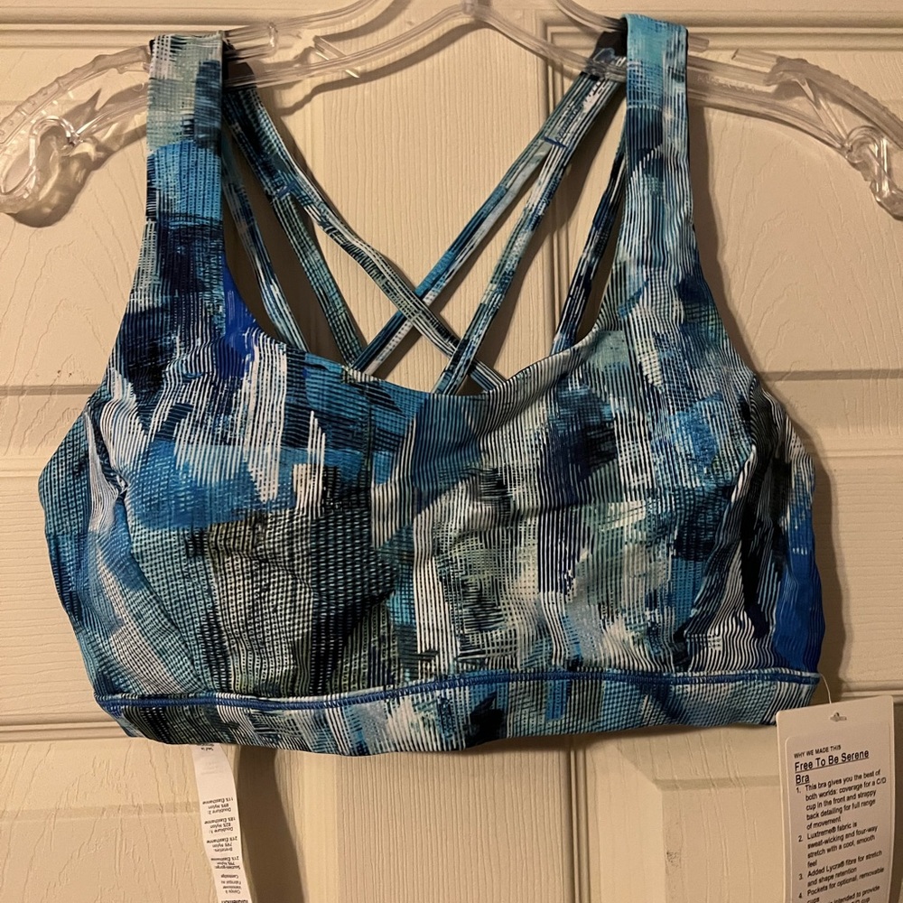 Lululemon sports bra.  NWT.